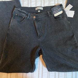 Abercrombie curve love straight leg black jeans size 12